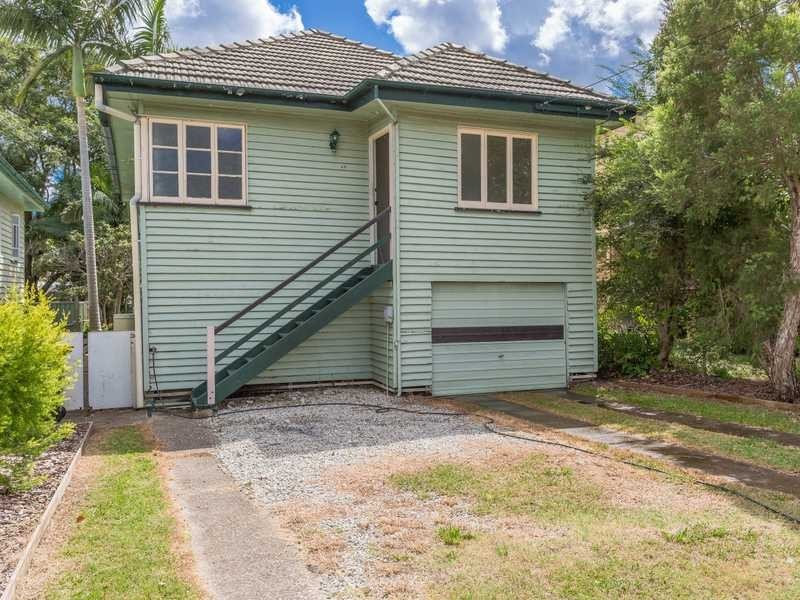 46 Seventh Avenue, Kedron QLD 4031