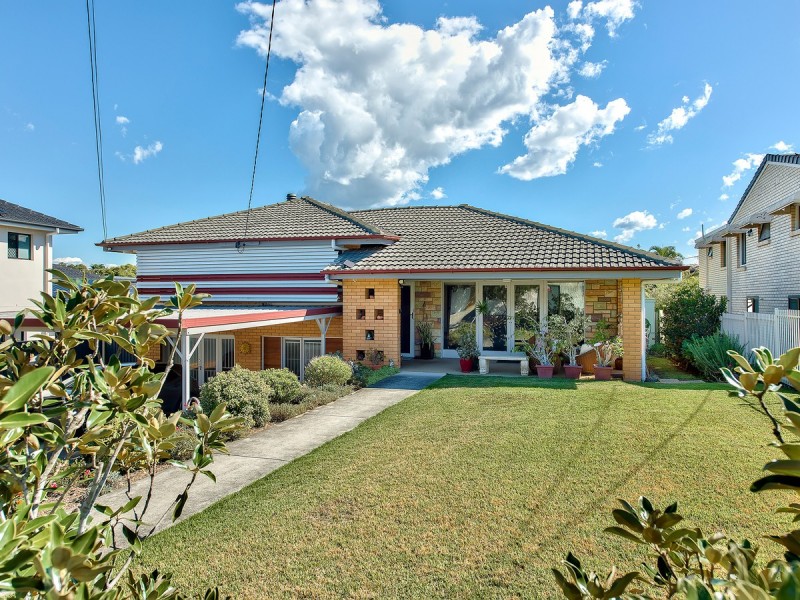 8 Kurago Street, Chermside West QLD 4032