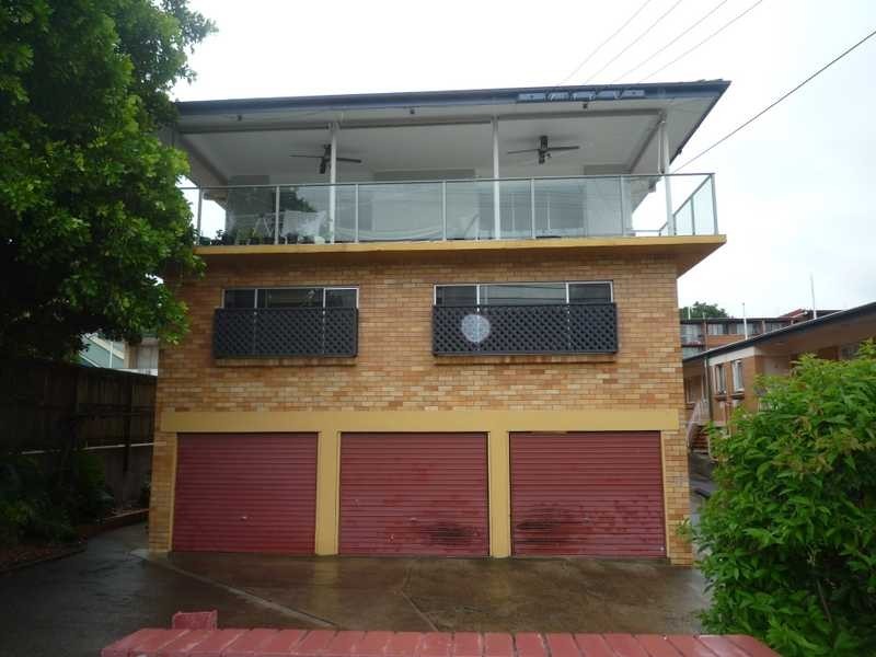 2/38 Edmondstone Street, Newmarket QLD 4051