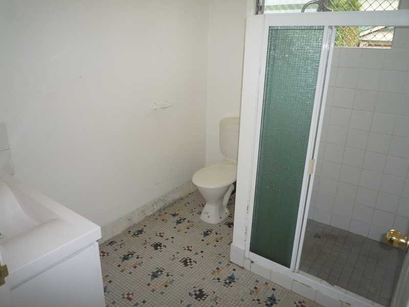 2/38 Edmondstone Street, Newmarket QLD 4051