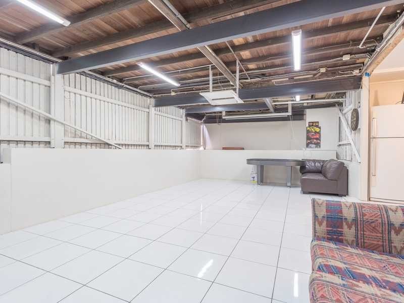 25 Green Terrace, Windsor QLD 4030