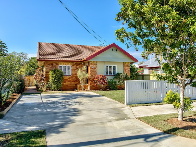 23 Theodore Street, Stafford QLD 4053
