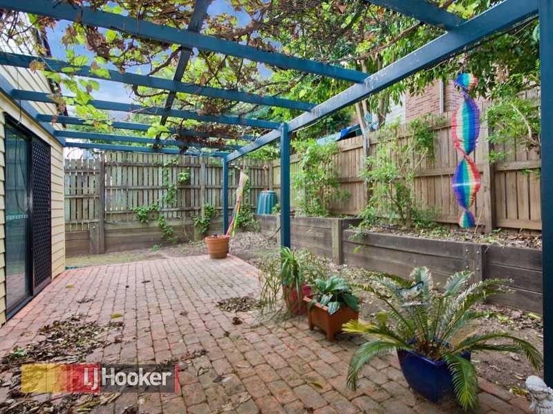 9 Kate Street, Gordon Park QLD 4031