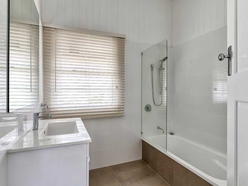 32 Attewell Street, Nundah QLD 4012