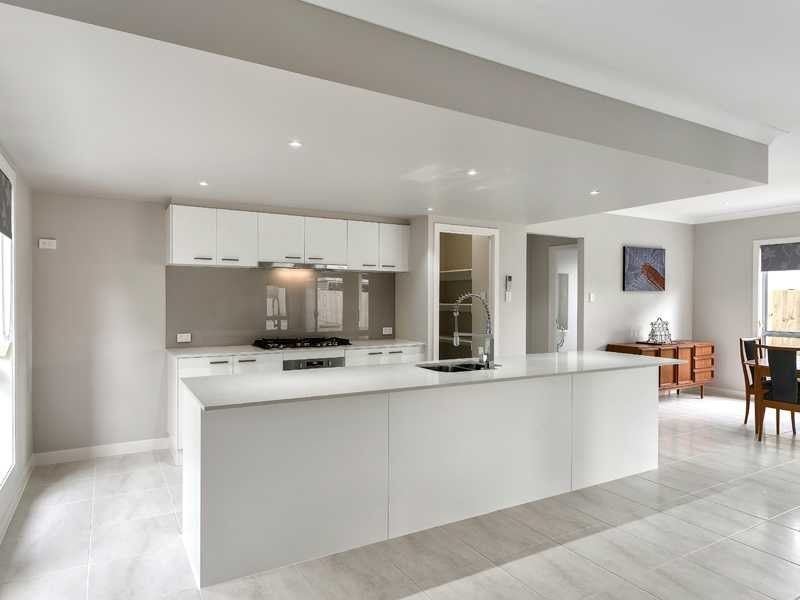 24 Fraser Street, Wooloowin QLD 4030