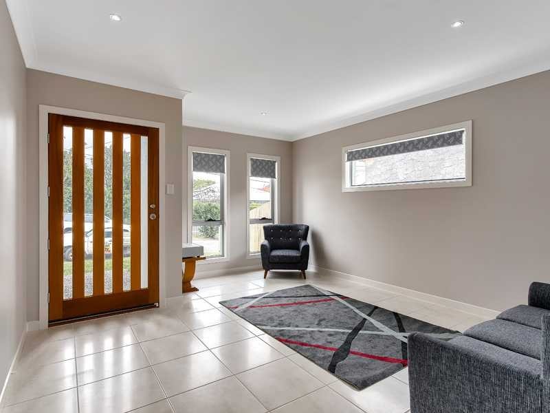 24 Fraser Street, Wooloowin QLD 4030