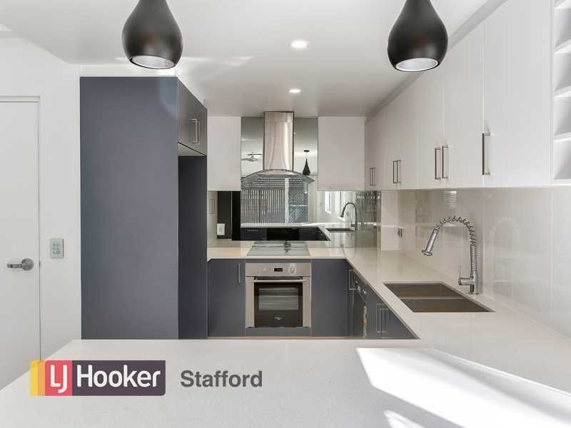 8/12 Lutana Street, Stafford QLD 4053