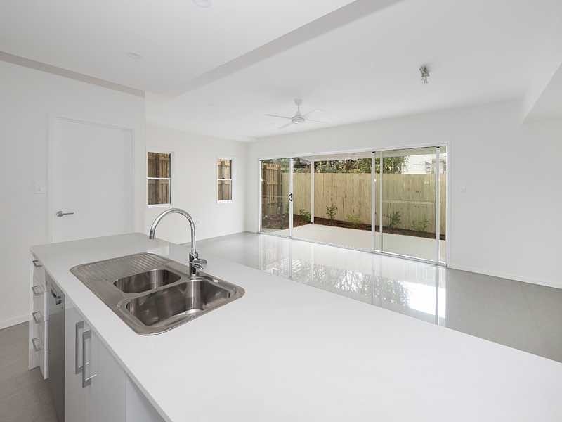 33 Lutana Street, Stafford QLD 4053