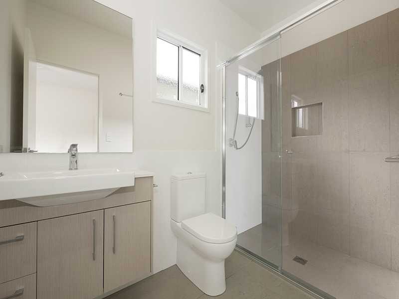 33 Lutana Street, Stafford QLD 4053