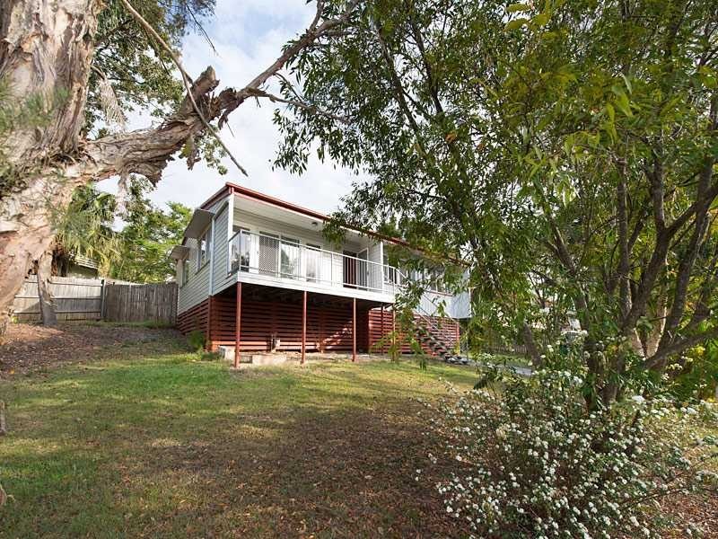 67 Falkirk Street, Stafford Heights QLD 4053