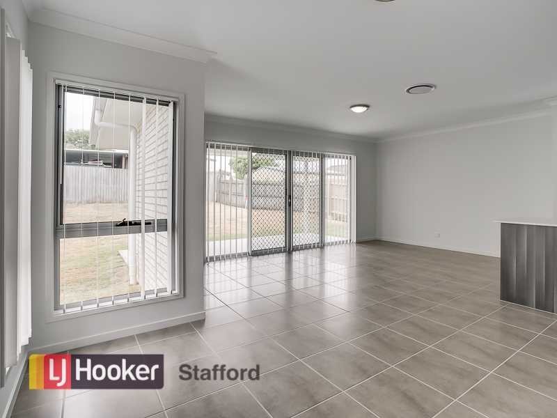 60 Reinhold Crescent, Chermside QLD 4032