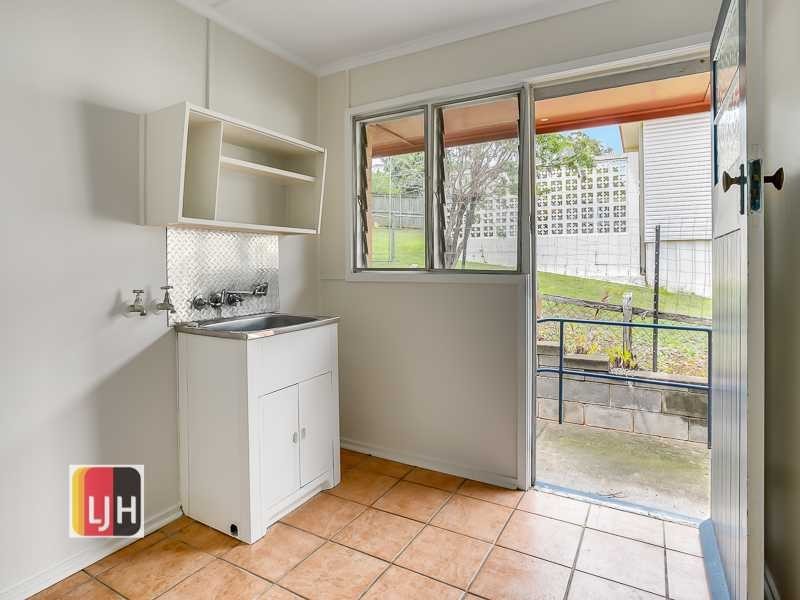 No 89 Farrant Street, Stafford Heights QLD 4053