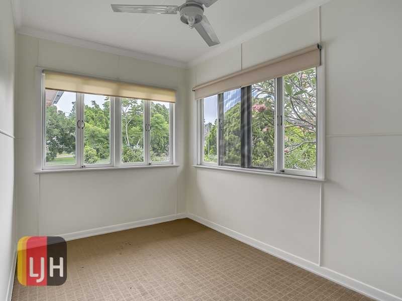 179 Pfingst Road, Wavell Heights QLD 4012