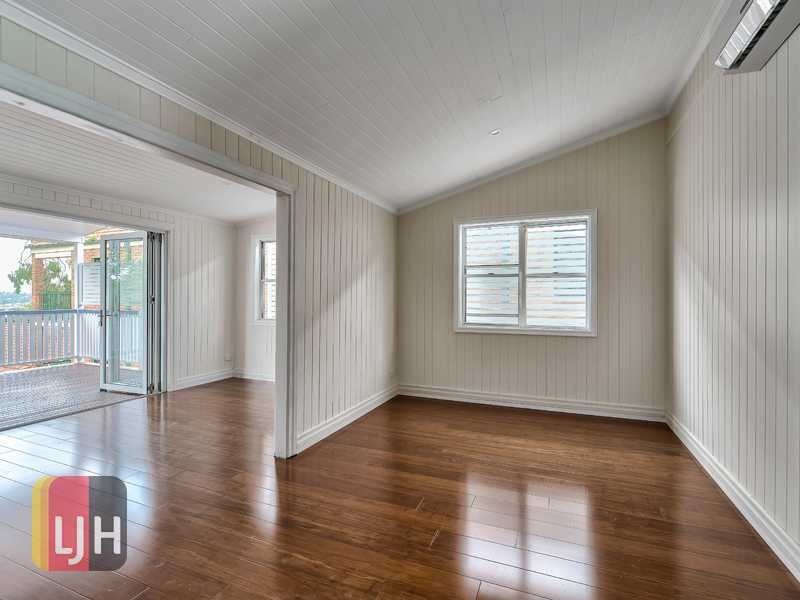 46 Bramston Terrace, Herston QLD 4006