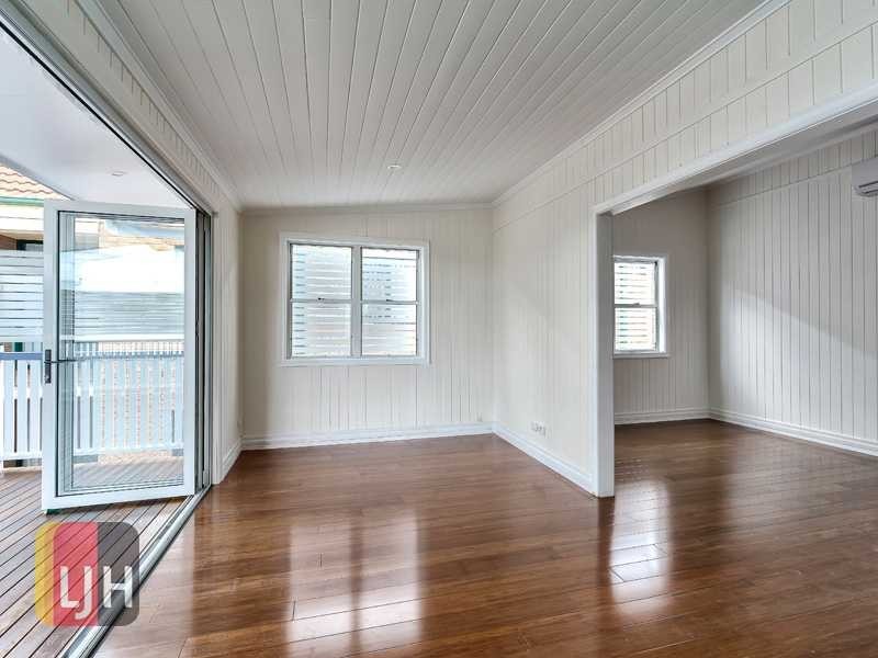 46 Bramston Terrace, Herston QLD 4006