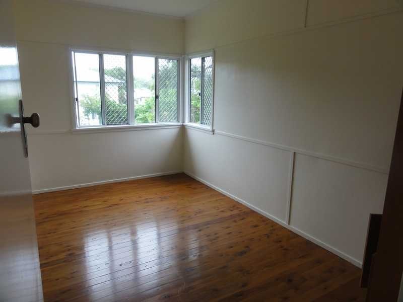 10 Yaralla Street, Chermside QLD 4032