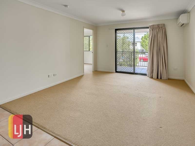 2/11 Mitchell Street, Kedron QLD 4031
