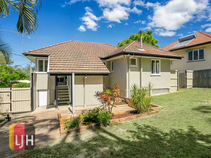 18 Sheena Street, Geebung QLD 4034