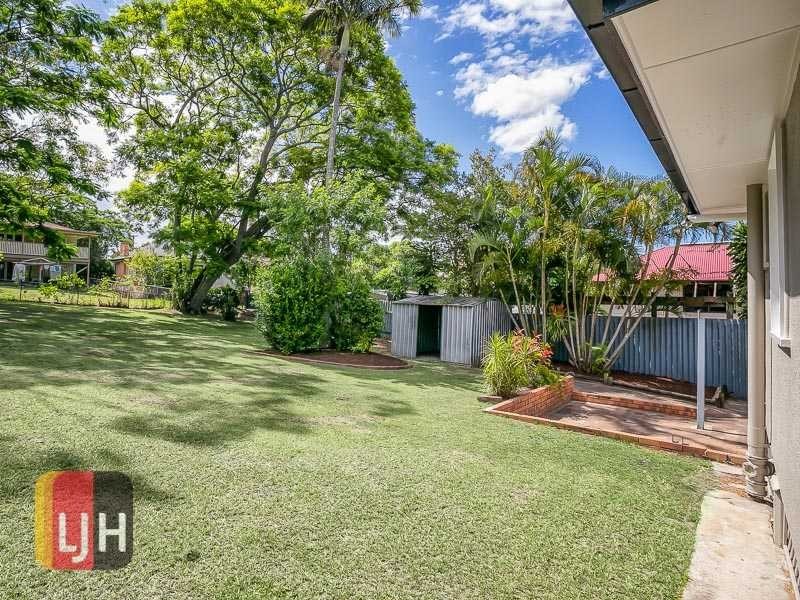 18 Sheena Street, Geebung QLD 4034