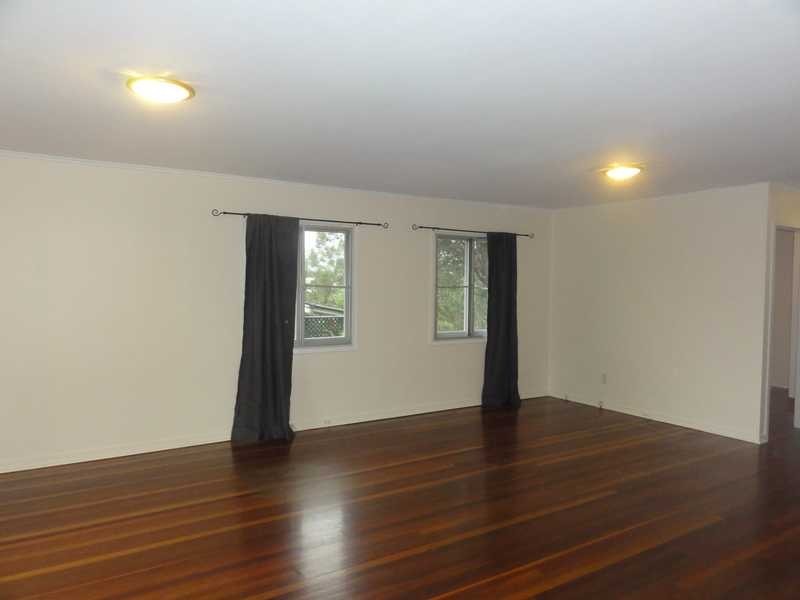 5 Sedgemoor Street, Stafford Heights QLD 4053