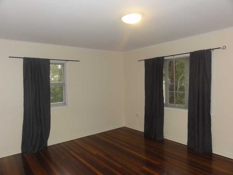 5 Sedgemoor Street, Stafford Heights QLD 4053