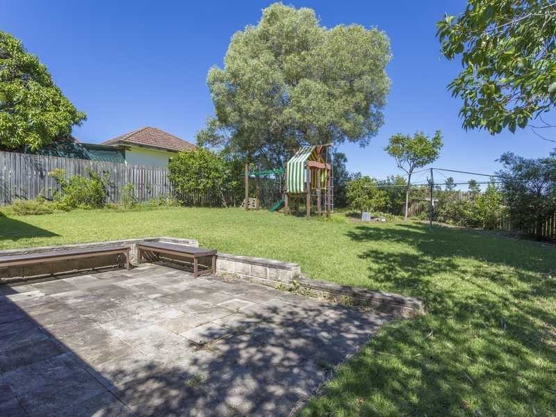 24 Wakefield Street, Alderley QLD 4051