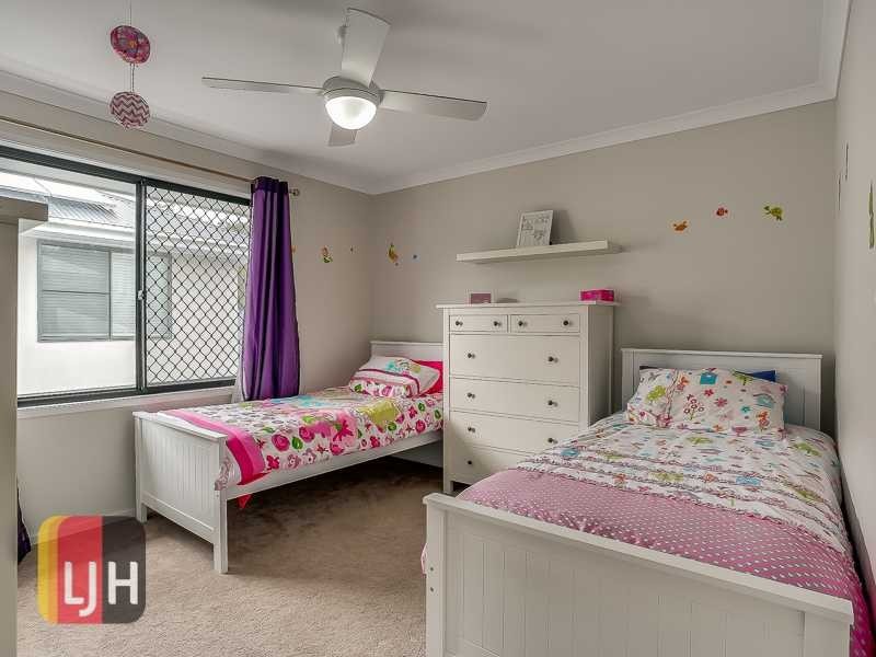 78 Feathertail Street, Wakerley QLD 4154