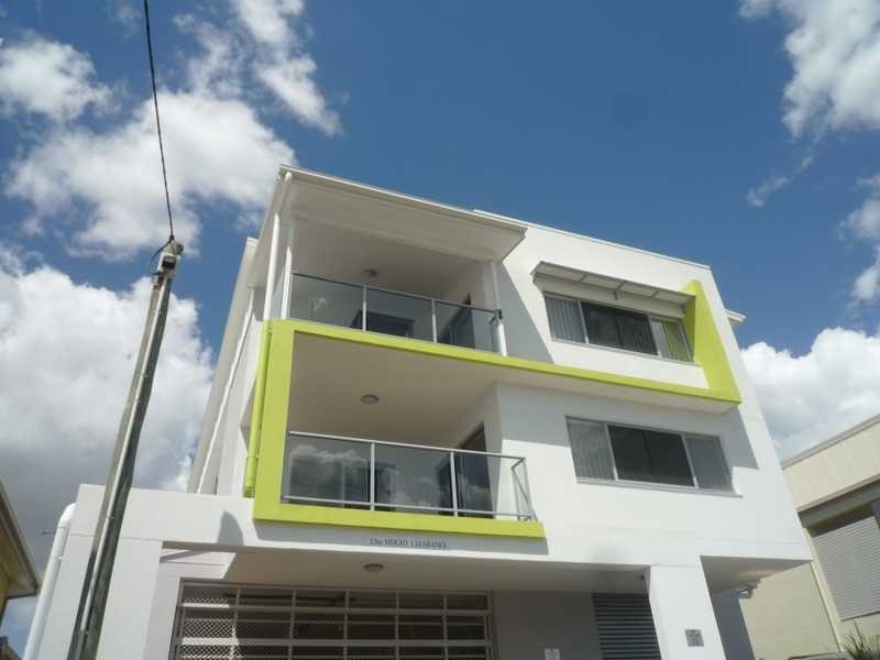 2/15 Zenith Avenue, Chermside QLD 4032