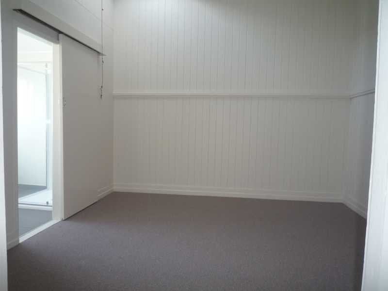 2/80 Broughton Road, Kedron QLD 4031