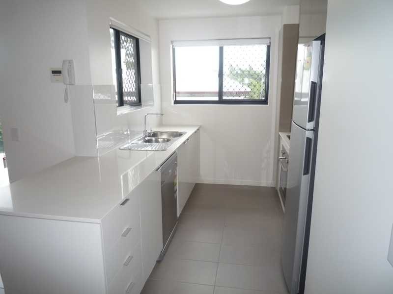 Furnished Units/18-20 Gallway Street, Windsor QLD 4030