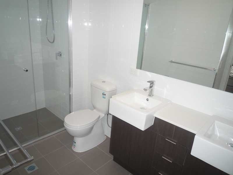 Furnished Units/18-20 Gallway Street, Windsor QLD 4030