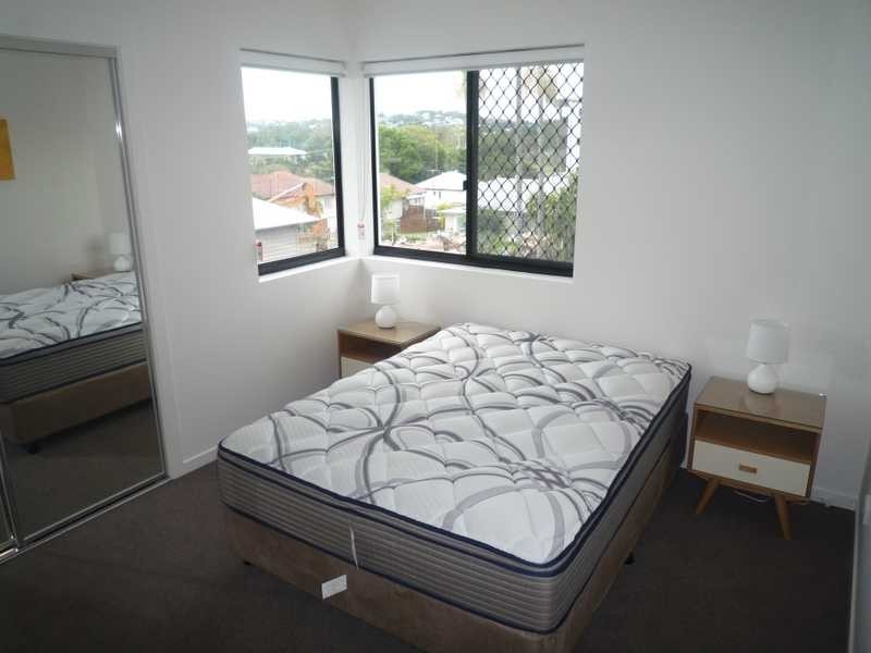 Furnished Units/18-20 Gallway Street, Windsor QLD 4030