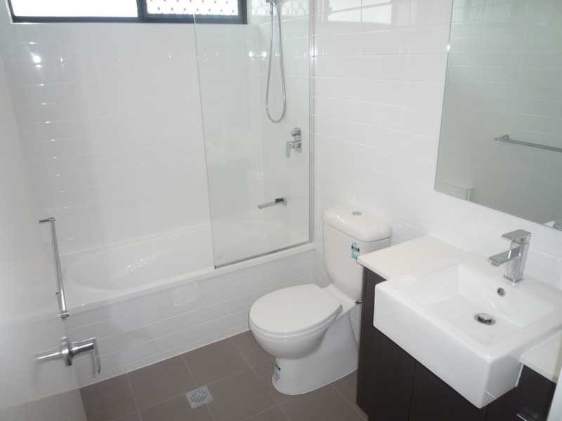 Furnished Units/18-20 Gallway Street, Windsor QLD 4030