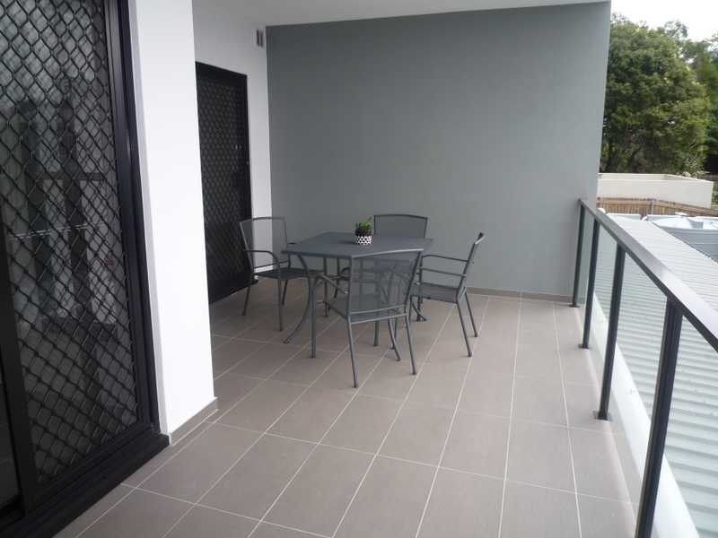 Furnished Units/18-20 Gallway Street, Windsor QLD 4030