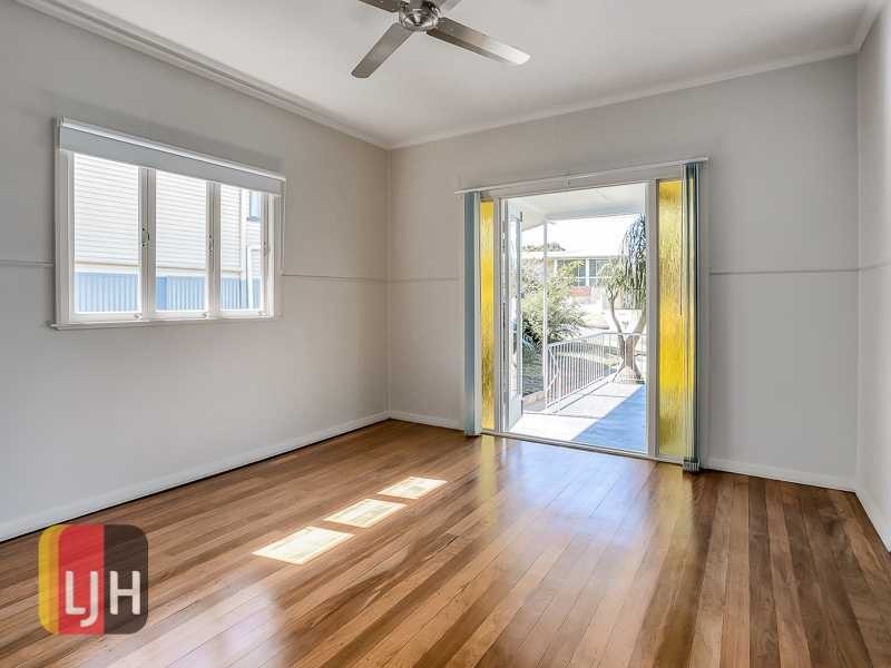 18 Gearside Street, Everton Park QLD 4053