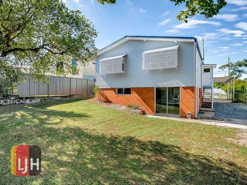 18 Gearside Street, Everton Park QLD 4053