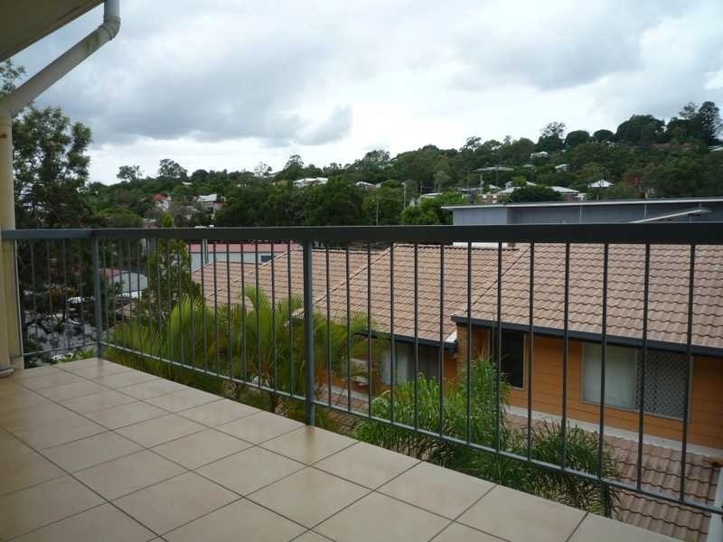 5/23 Erneton Street, Newmarket QLD 4051