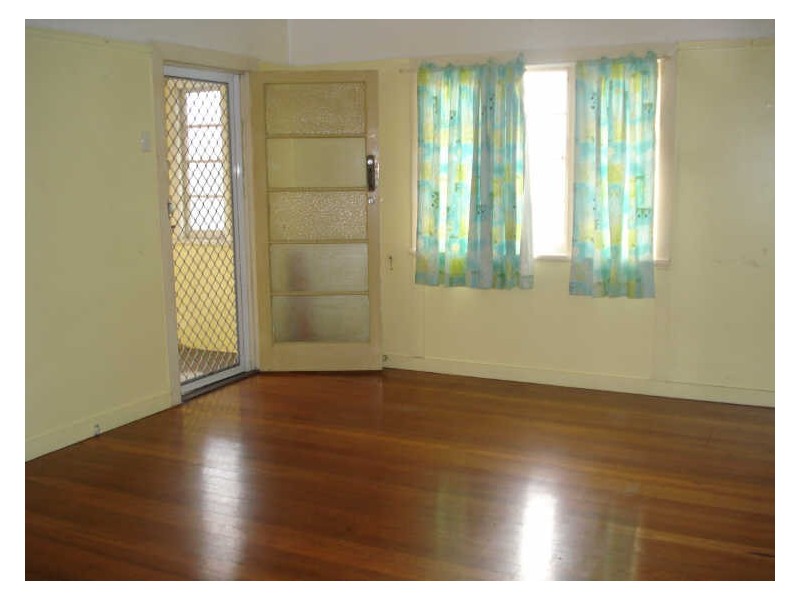 15 Buddina Street, Stafford QLD 4053