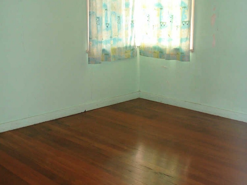 15 Buddina Street, Stafford QLD 4053