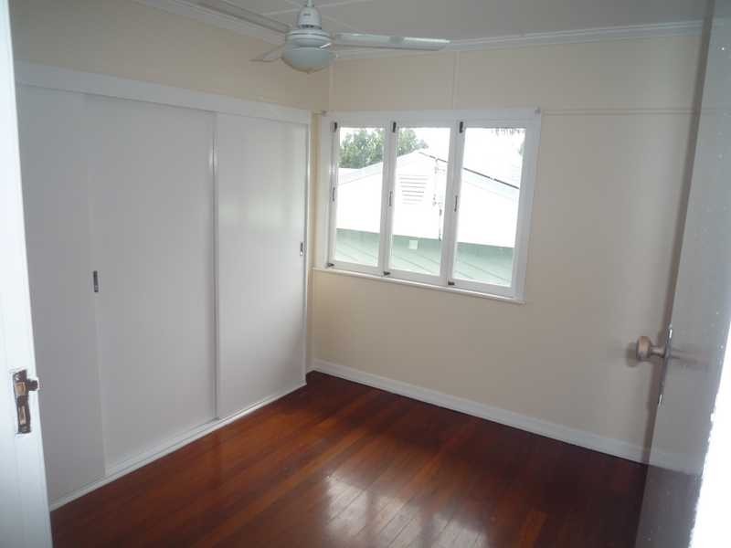 43 Burrowa Street, Stafford QLD 4053