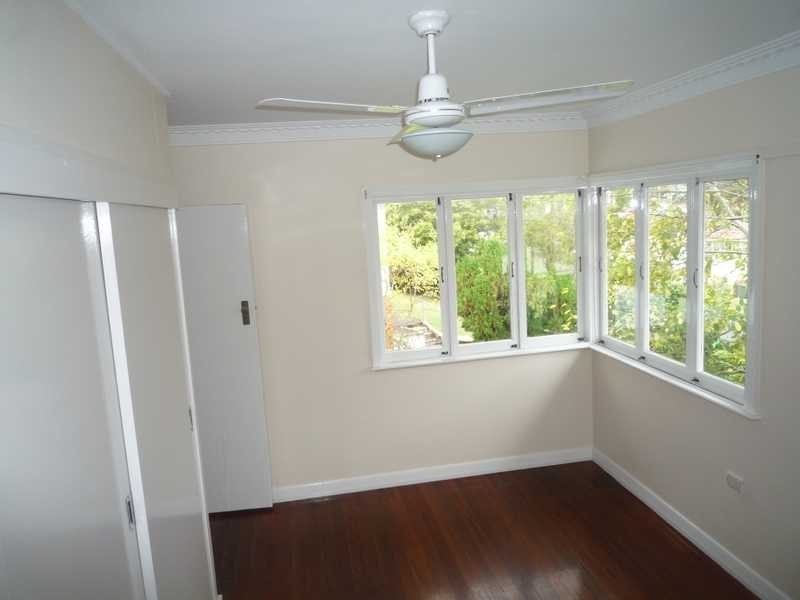 43 Burrowa Street, Stafford QLD 4053