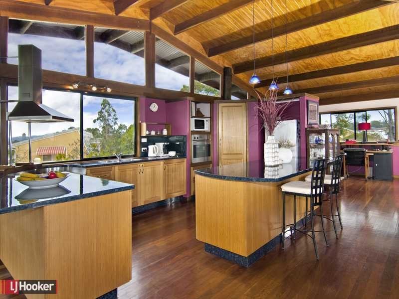 6 Atoll Crescent, Eatons Hill QLD 4037