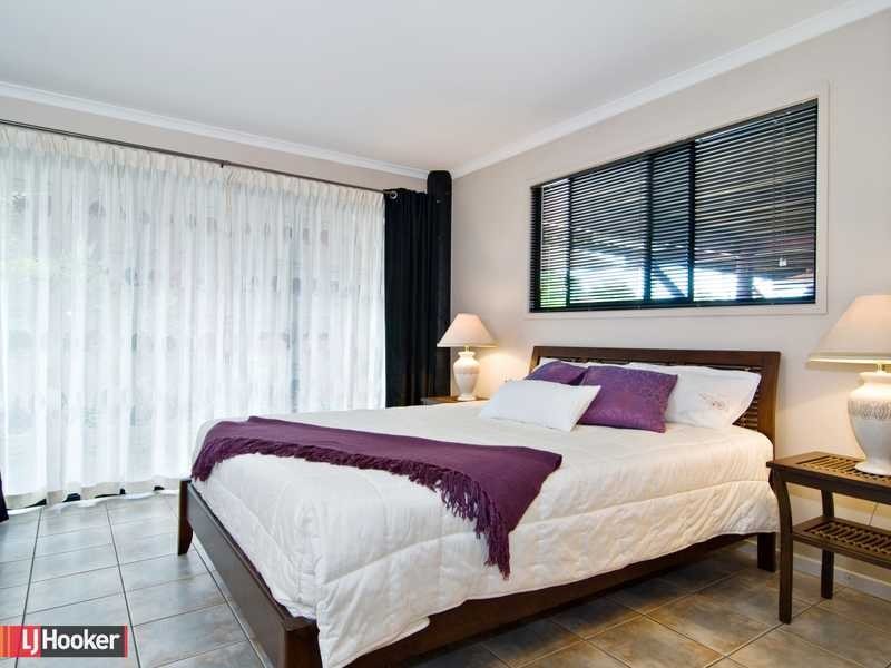 6 Atoll Crescent, Eatons Hill QLD 4037