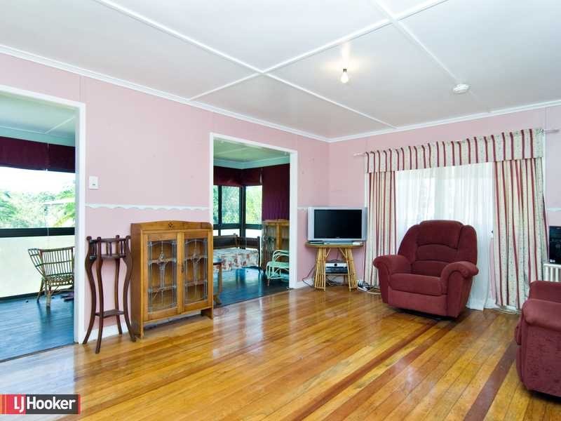 18 Sedgemoor Street, Stafford Heights QLD 4053