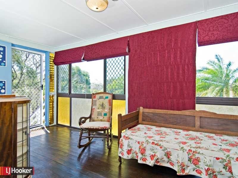 18 Sedgemoor Street, Stafford Heights QLD 4053