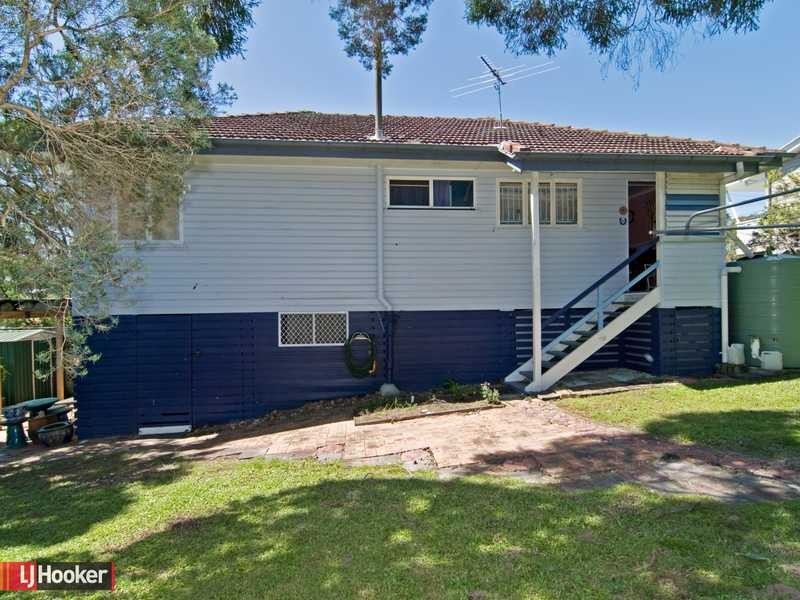 18 Sedgemoor Street, Stafford Heights QLD 4053