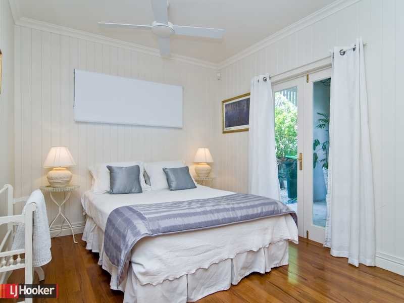 Wavell Heights QLD 4012