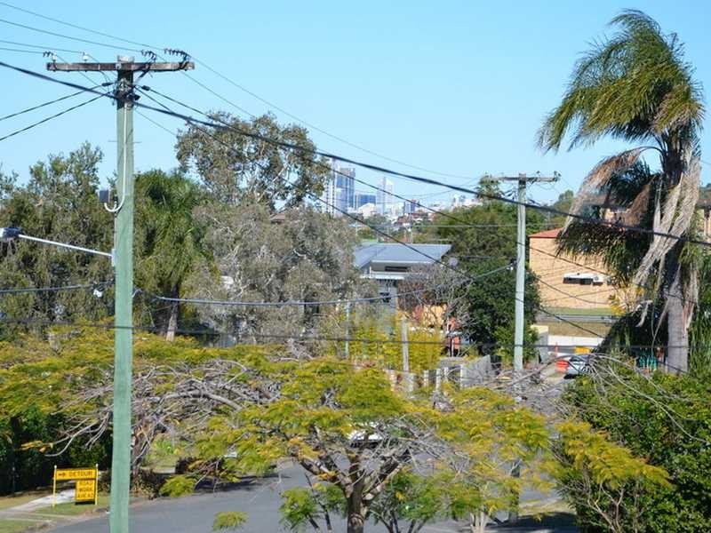 28 Bradley Avenue, Kedron QLD 4031