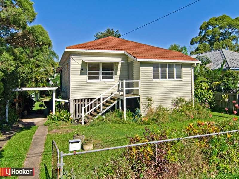 32 Howard Street, Grange QLD 4051