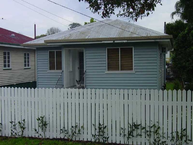 22 Evans Street, Kedron QLD 4031